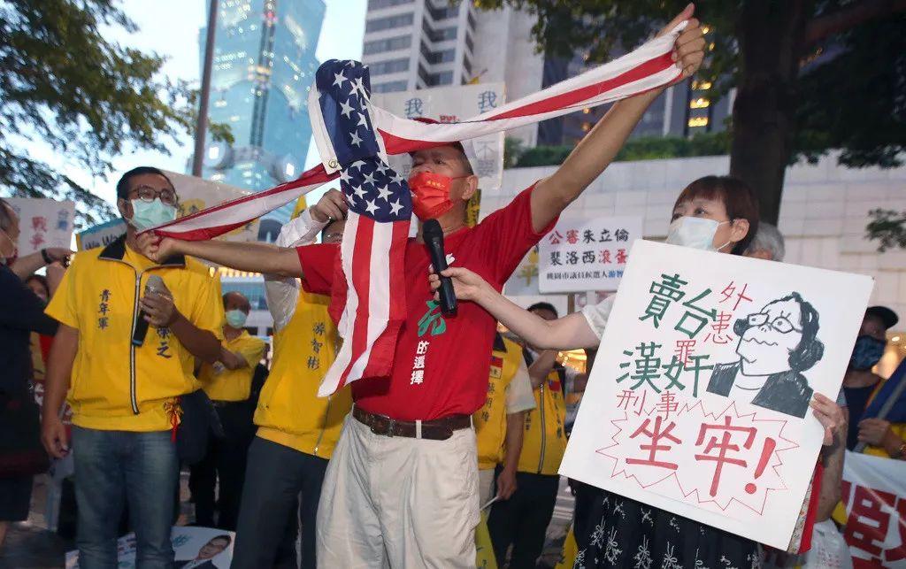 佩洛西发言时台下高喊滚出去，这款高科技产品让你轻松应对